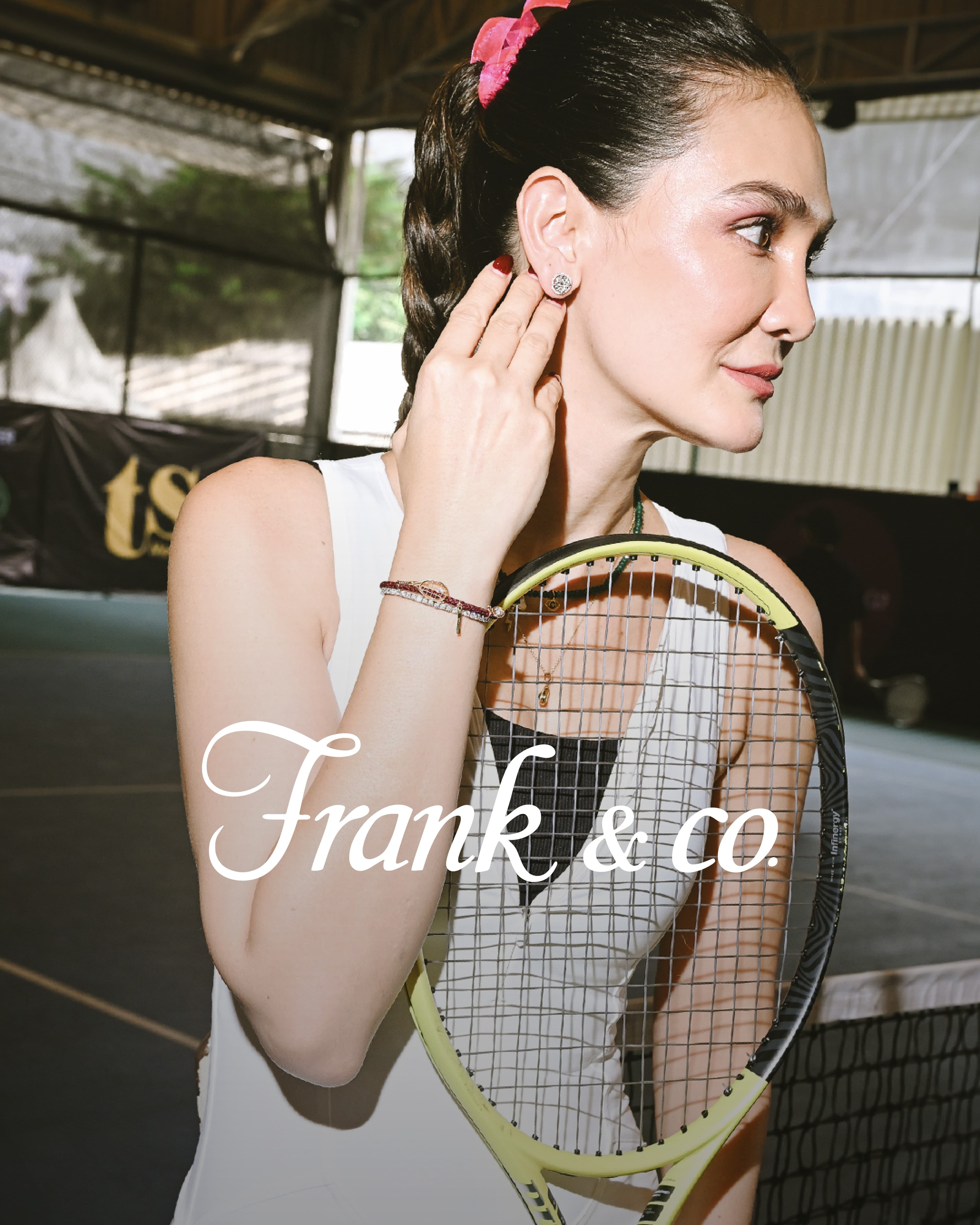 Luna Maya Tampil Memukau di Acara 'Tenis Bareng Luna' dengan Bracelet Diamond Frank & co.