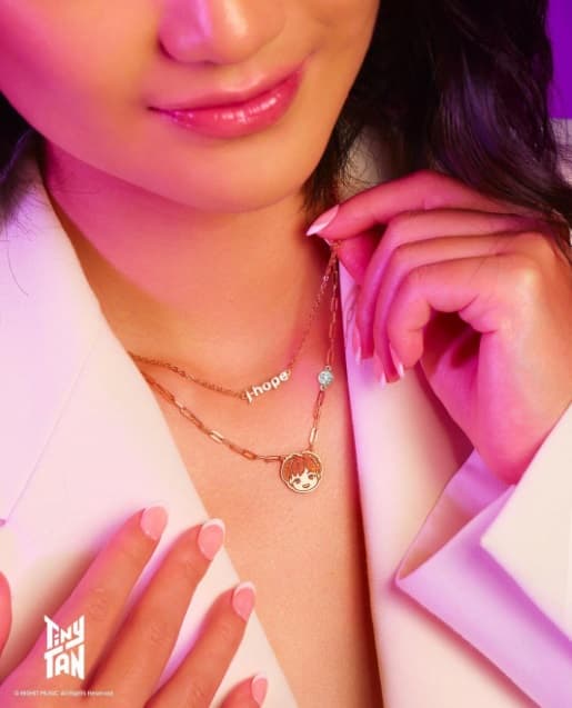 5 Panduan Memilih Kalung Emas untuk Acara Semi Formal