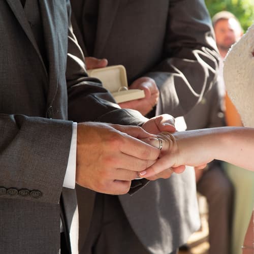 Wedding Vows Artinya Apa? Ini Contoh dan Cara Membuatnya