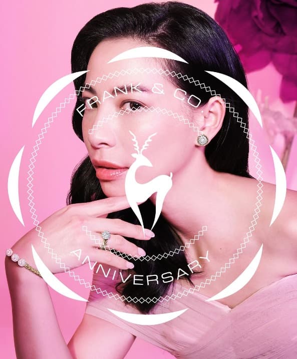 10 Anting-anting Berlian Berkualitas yang Mencuri Perhatian