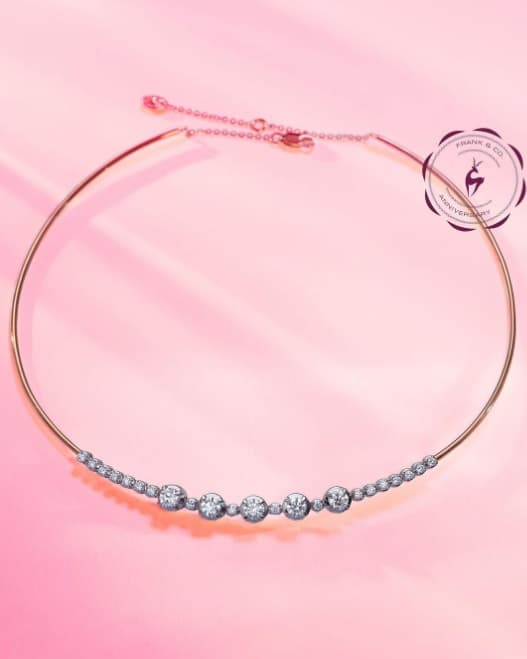 5 Model Kalung Berlian Mewah yang Bisa Menambah Pesona Penampilan Anda