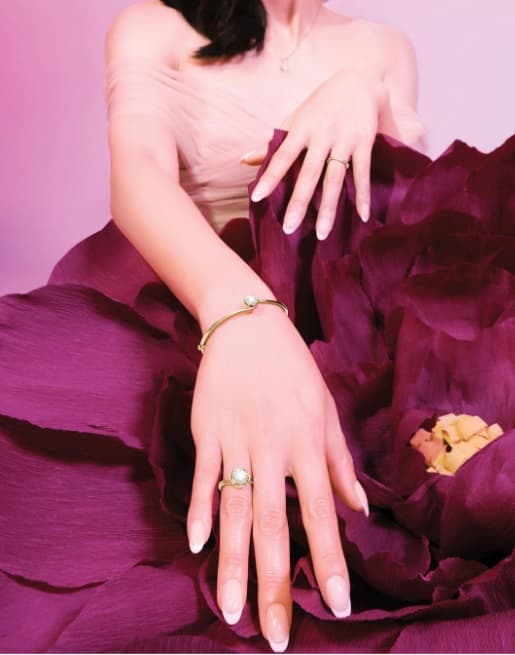 5 Inspirasi Hadiah Diamond Bangle yang Tak Terlupakan untuk Melengkapi Hari Raya