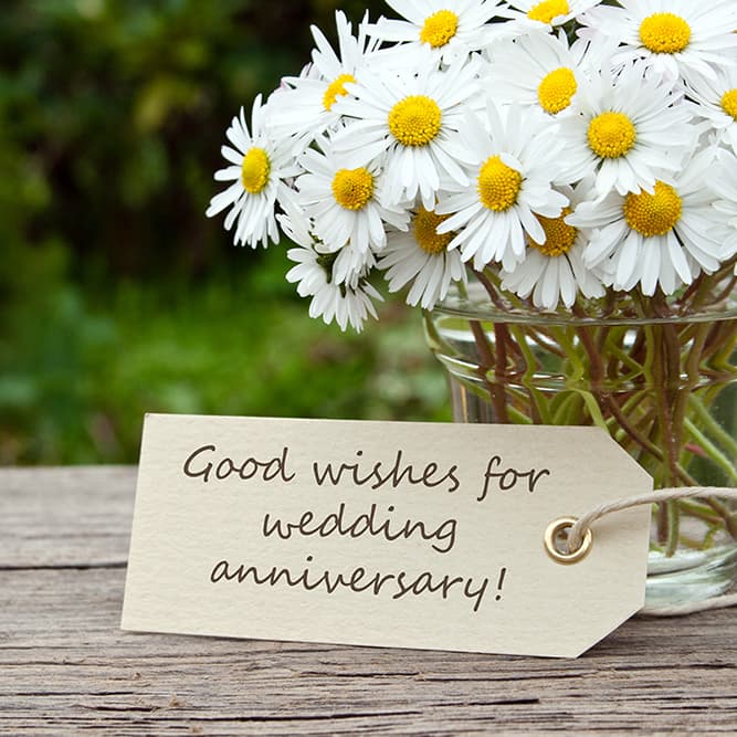 Hadiah Anniversary Sesuai dengan Usia Pernikahan: Perunggu, Timah, Linen