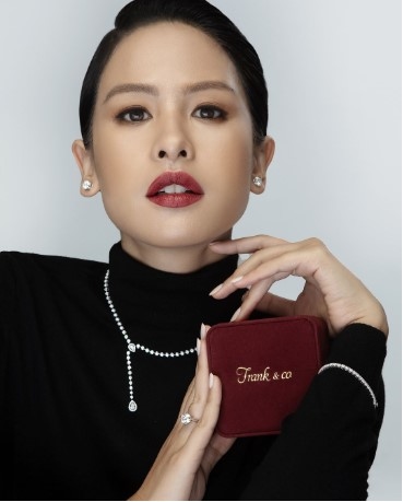 Cara Tepat Memilih Kalung Berlian Sesuai Neckline untuk Penampilan Elegan